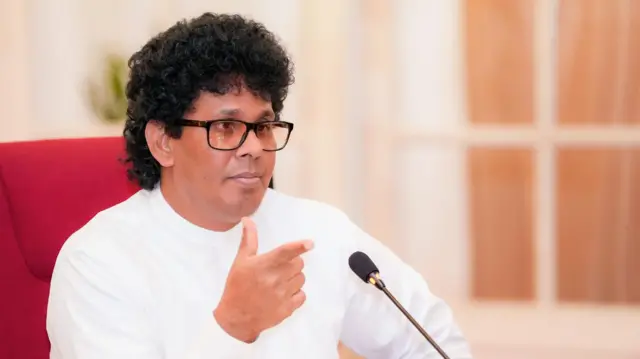 වසන්ත සමරසිංහ