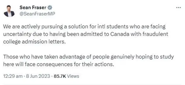  कनाडा के अप्रवासी मामलों के मंत्री सीन फ्रेजर