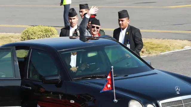 प्रधानमन्त्री ओली सोमवार चीन प्रस्थान गरेका छन् 