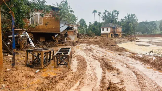 वायनाड दरड दुर्घटना
