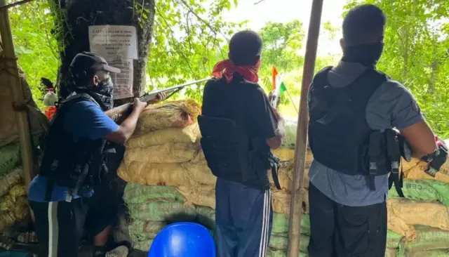 मणिपुर में एक चेक पोस्ट.