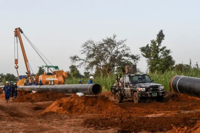 Exportation pétrolière au Niger : le pays peut-il construire un nouveau ...