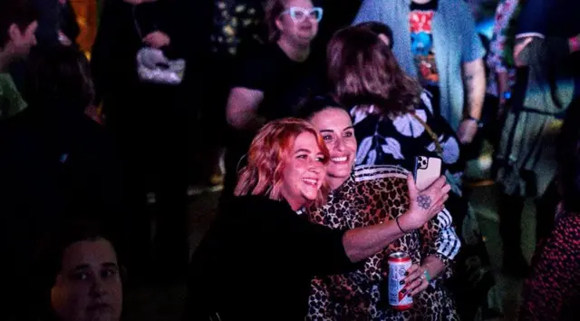 دوپہر کے وقت چلنے والا نائٹ کلب