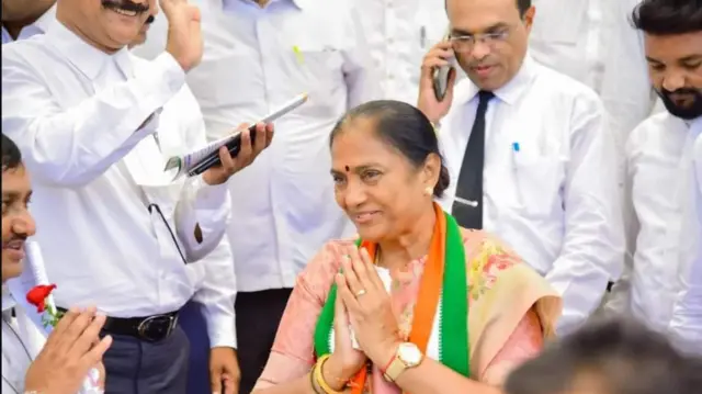 डॉ शोभा बच्छाव