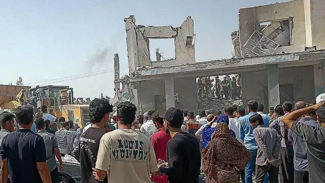 होर्मोज़गन प्रांत के मिनाब काउंटी में लड़कियों के एक प्राइमरी स्कूल पर हमला हुआ था