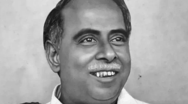 சி.என். அண்ணாதுரை, இந்தி எதிர்ப்புப் போராட்டம், இருமொழிக் கொள்கை