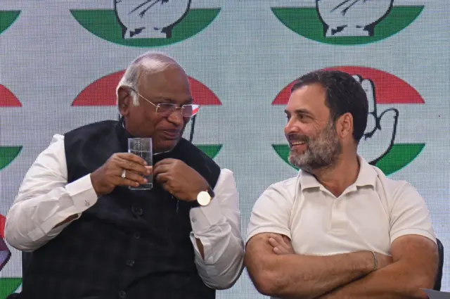 राहुल गांधी - खड़गे