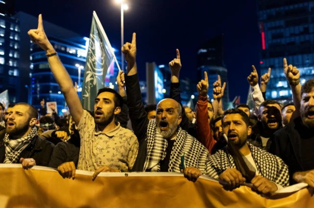 ये तस्वीर भी तुर्की की है.