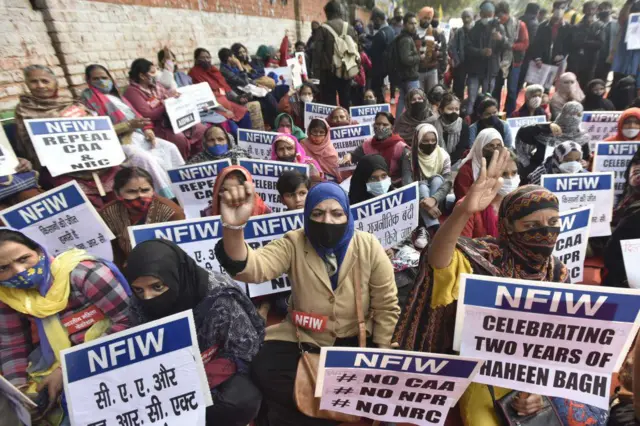 शाहीन बाग़ में महिलाएं