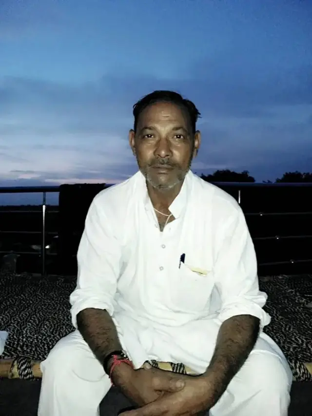 যশোধন বাঘেল পক্ষাঘাতে আক্রান্ত হওয়ার আগে পর্যন্ত ওঝার কাজও করেছেন।  