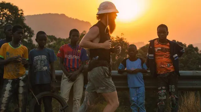 در ۱۰ روز آخر سفر راس کوک مجموع کمکهای مالی جمعآوری شده، دو برابر شد
