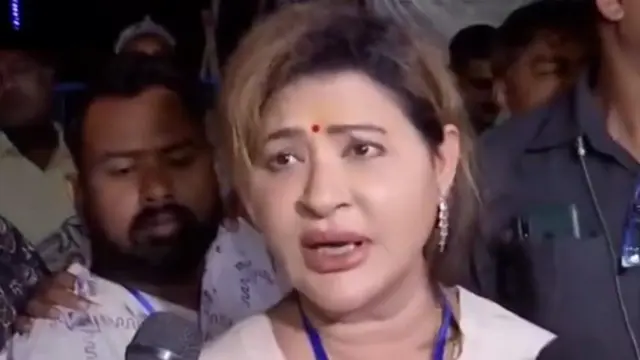 चौरंगी सीट से टीएमसी की उम्मीदवार नैना बंदोपाध्याय
