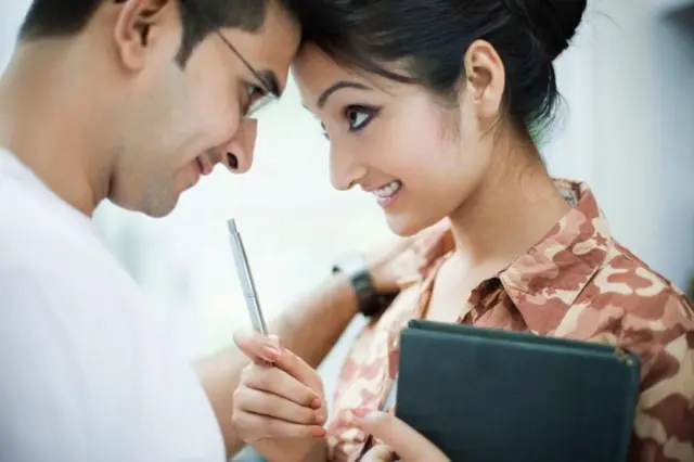 ఆఫీస్ రొమాన్స్, రిలేషన్‌షిప్