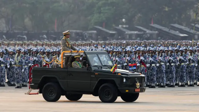 တပ်မတော်နေ့အခမ်းအနား