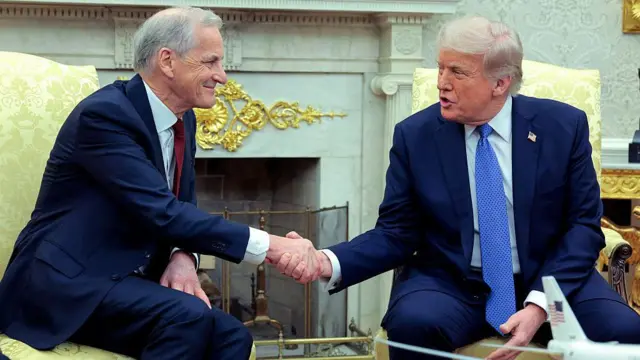 Дональд Трамп і Йонас Стере в Овальному кабінеті