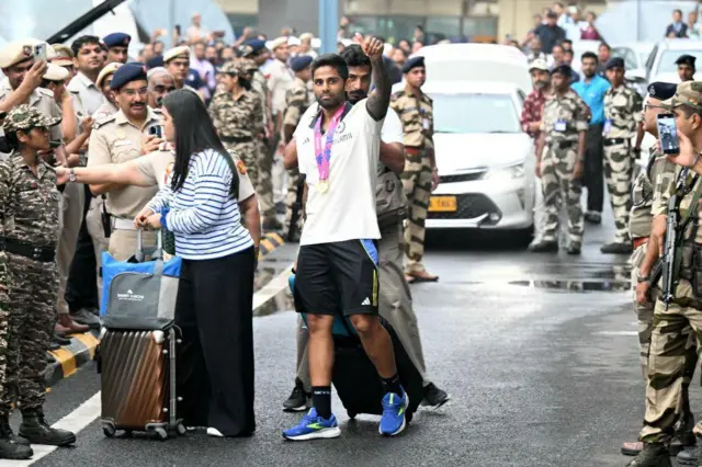 సూర్యకుమార్ యాదవ్ 