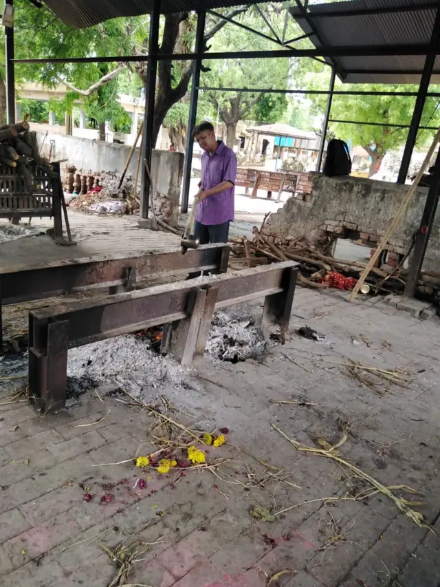 રશ્મિન નાયક