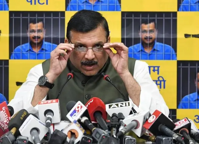 આમ આદમી પાર્ટીના નેતા સંજયસિંહ