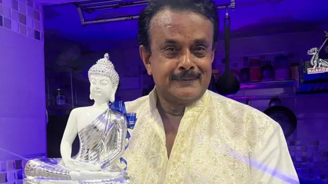 పవన్ కల్యాణ్, షిహాన్ హుస్సైనీ 