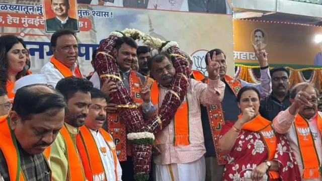 देवेंद्र फडणवीस