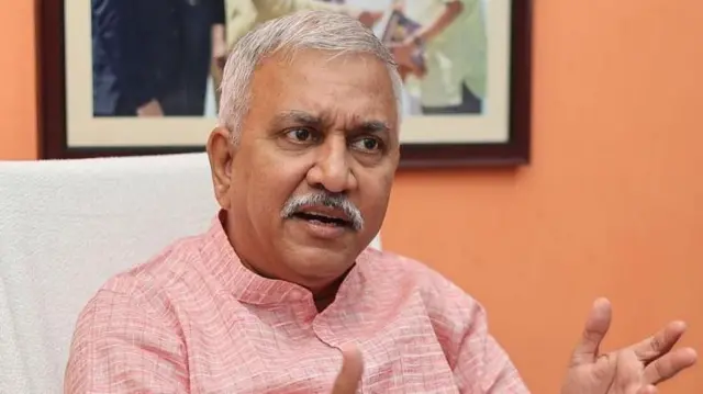 ஜெயலலிதாவை இந்துத்துவத் தலைவர் என குறிப்பிடலாமா?