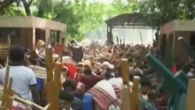 সোমবার বিকেলে গণভবন প্রাঙ্গণের ছবি