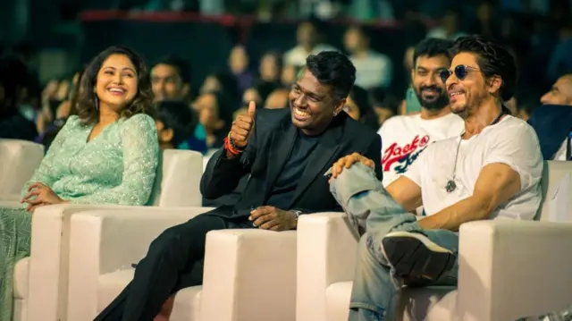 ஜவான் விமர்சனம்: அட்லீ, ஷாருக் கான் கூட்டணியில் உருவான படம் எப்படி இருக்கிறது?