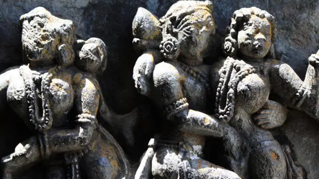 வரலாறு: சோழர் ஆட்சியில் திருமணம் செய்துகொள்ள 'திருமண வரி' செலுத்திய குடிமக்கள்