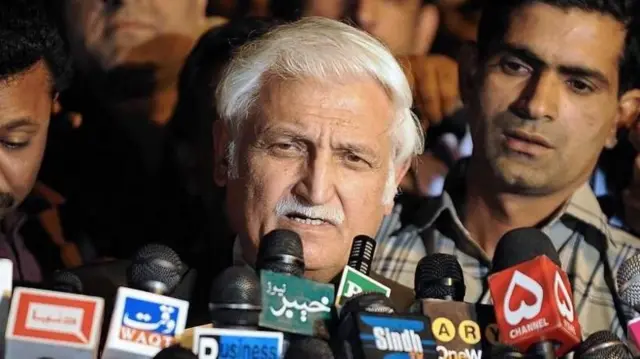 રાષ્ટ્રપતિ ઝરદારીના તત્કાલીન પ્રવક્તા ફરહતઉલ્લાહ બાબર, બીબીસી, ગુજરાતી