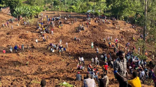 Hillside of Goza wia di landslide happun