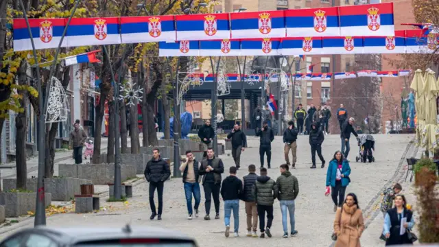 Kosova'nın kuzeyindeki "bölünmüş" Mitroviça kenti 