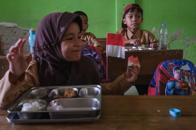 Makan Bergizi Gratis.