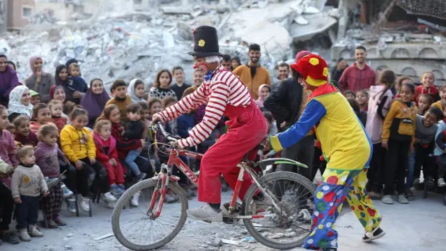 সার্কাস