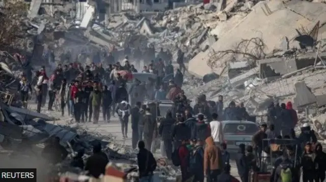 Aworan awọn ogunlende ọmọ Palestine to n mura ati pada sile wọn