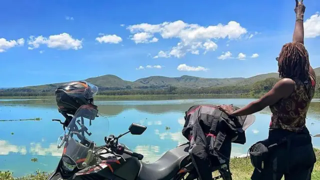 Ebaide ta ji daɗi haɗuwa da mutane masu yawa da kuma ganin wurare daban-daban