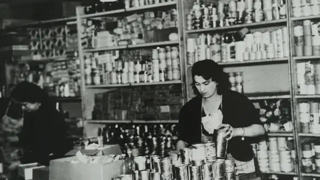 В окупованій Франції створили спеціалізовані склади для консервування