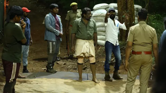 சினிமா விமர்சனம், சூரி, விஜய் சேதுபதி. வெற்றிமாறன்