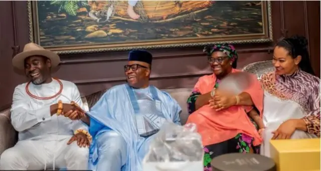 Aworan Akpabio, Natasha, iyawo Akpabio ati ọkọ Natasha