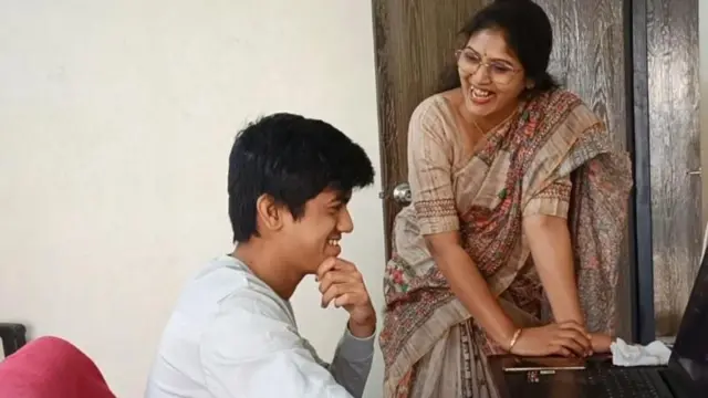 મધર્સ ડે સ્પેશિયલ, માતાનું નામ અને અટક બાળકને કેવી રીતે ? મહિલા અધિકાર, પિત્તૃસત્તાક, બીબીસી ગુજરાતી વિશેષ, 