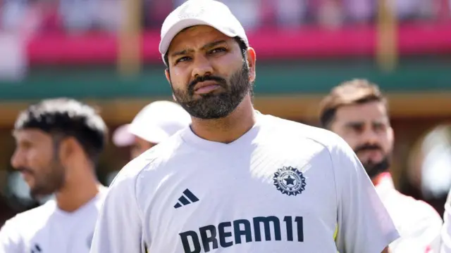 भारतीय कप्तान रोहित शर्मा 