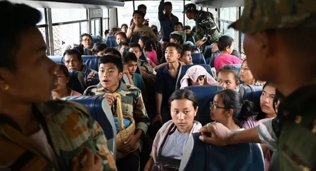 આર્મીની સુરક્ષા હેઠળ 9 હજાર મૈતેઈને સ્થળાંતરિત કરાયા હતા