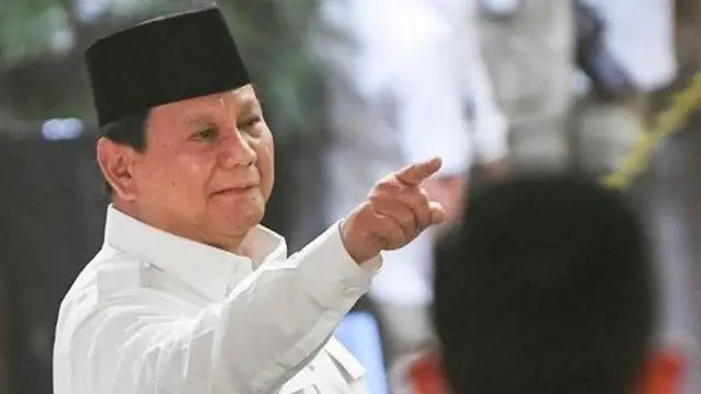 Presiden yang juga Ketua Umum Partai Gerindra Prabowo Subianto menghadiri perayaan HUT Ke-17 Partai Gerindra di Sentul International Convention Center, Bogor, Jawa Barat, Sabtu (15/02).