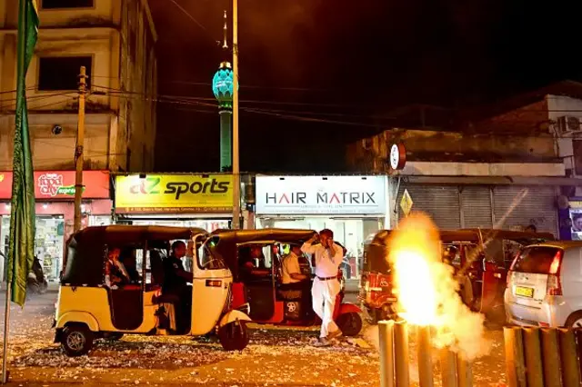 ව්‍යාපෘති ණය සඳහා ලබා ගත් ඩොලර් බිලියන 22කින් ඩොලර් 10.6ක් ද්වී පර්ශවික ණය අන්තර්ගත වේ.