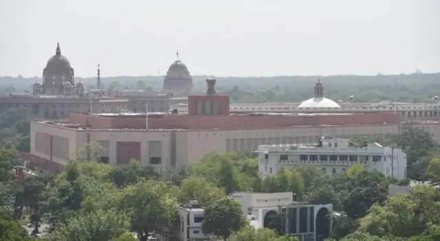 మొత్తం సెంట్రల్ విస్టా ప్రాజెక్టుకు తొలుత అంచనా వ్యయం రూ.20,000 కోట్లు