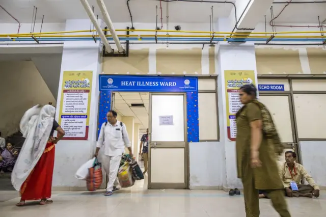 પ્રતીકાત્મક તસવીર