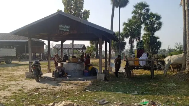 ထွက်ပြေးတိမ်းရှောင်လာကြတဲ့ ‌‌ဒေသခံတွေ