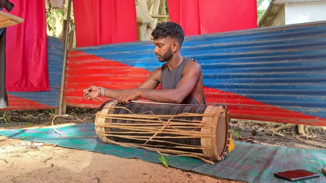 පහතරට බෙරය