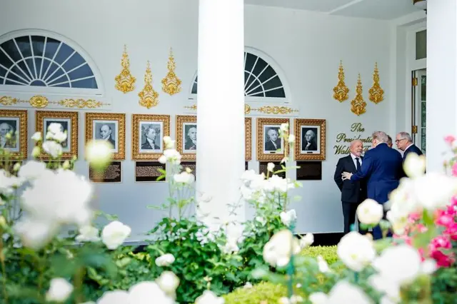  Presidente da República, Luiz Inácio Lula da Silva, durante Encontro com o Presidente dos Estados Unidos, Donald Trump, na área externa da Casa Branca 
