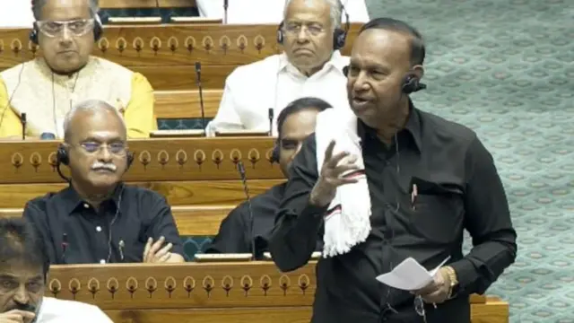 திமுக நாடாளுமன்றக்குழு தலைவர் டி. ஆர் பாலு