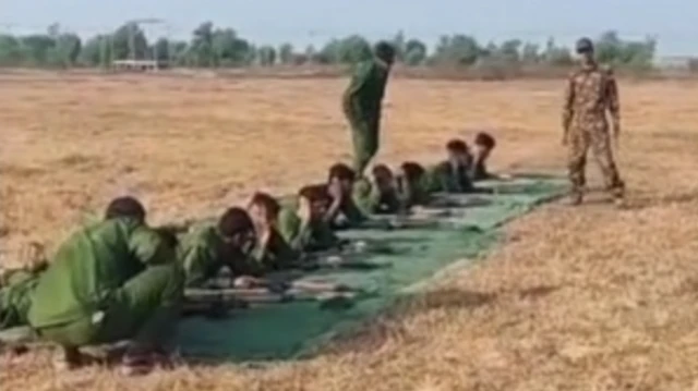 மியான்மர், ரோஹிஞ்சா மக்கள், மியான்மர் ராணுவம், இன அழித்தொழிப்பு 